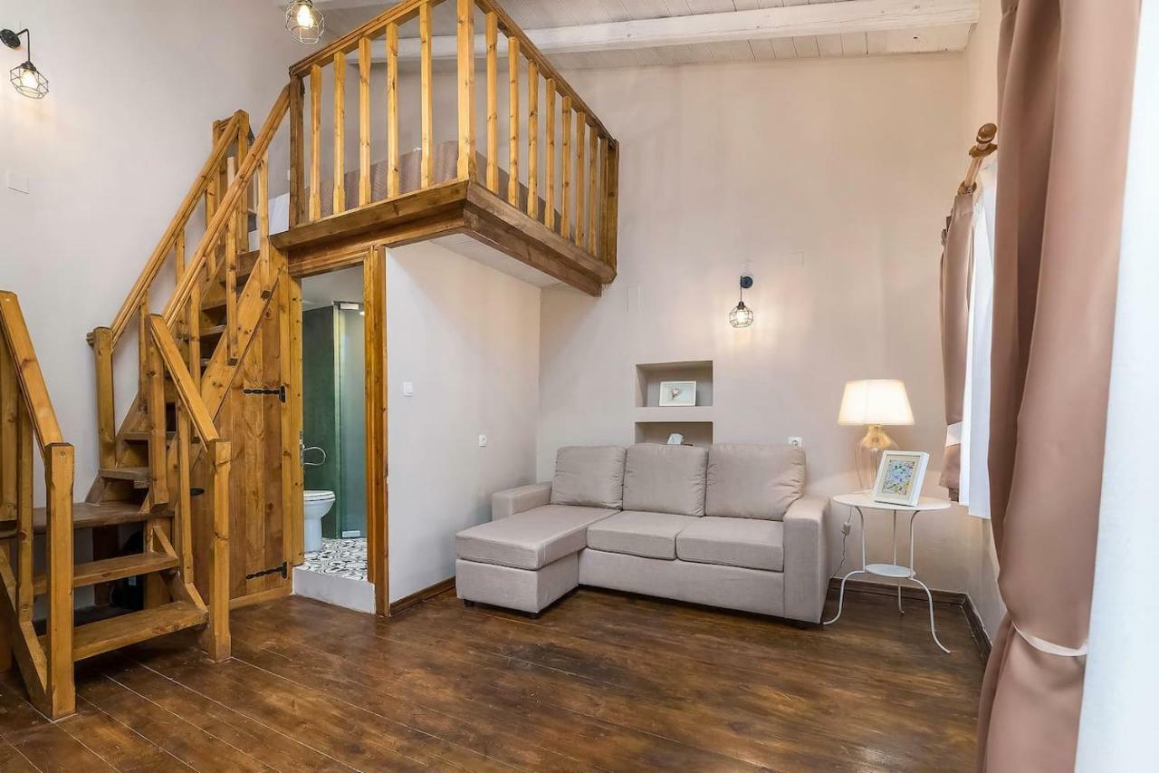 Diogenis House Apartment Moirai Bagian luar foto